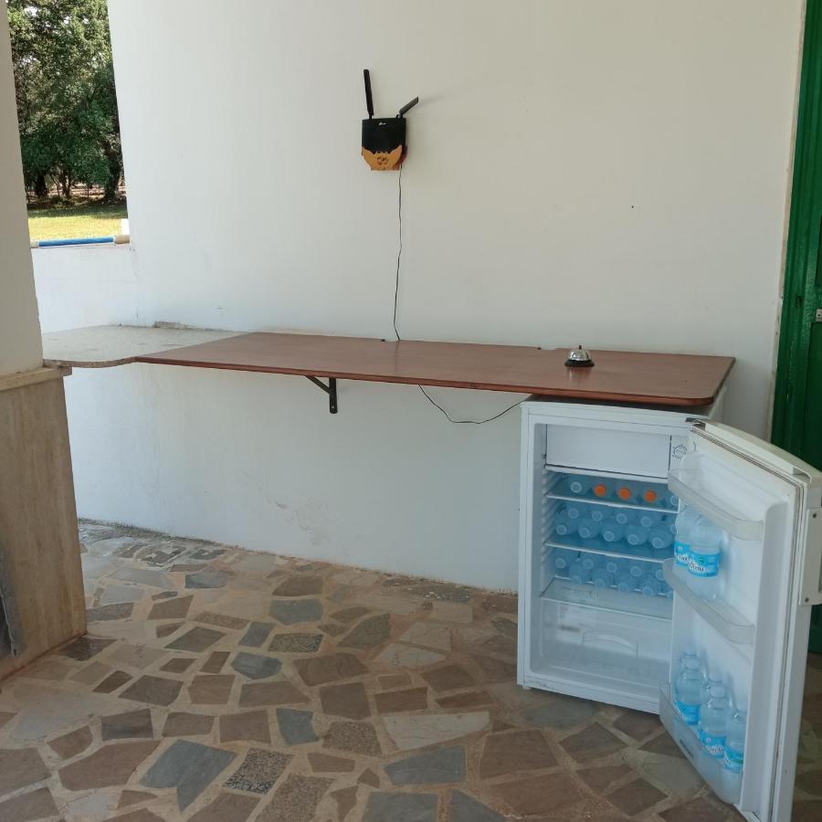 Villa Il Leccio - Trulli تْشيستيرنِنو المظهر الخارجي الصورة