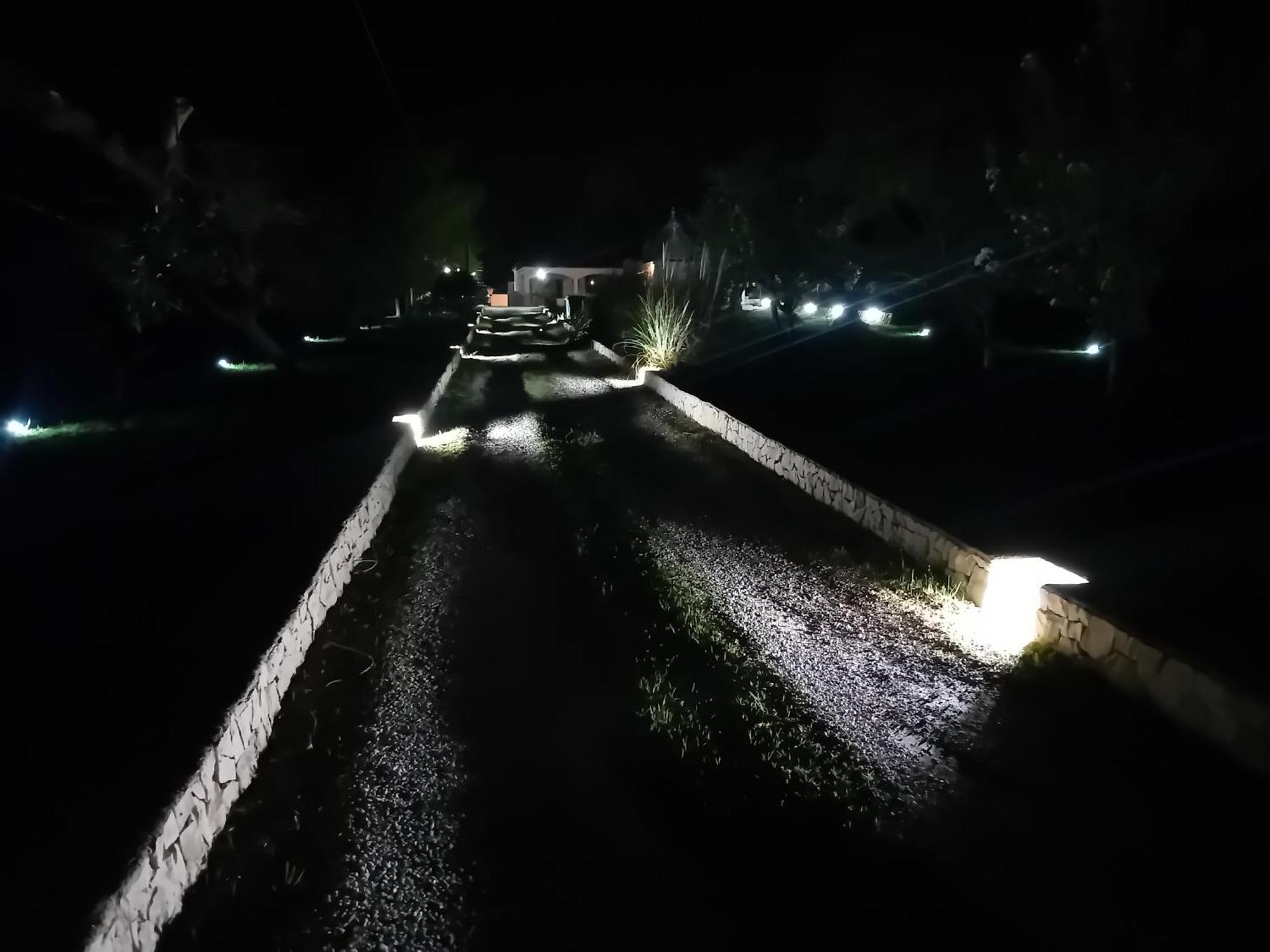 Villa Il Leccio - Trulli تْشيستيرنِنو المظهر الخارجي الصورة